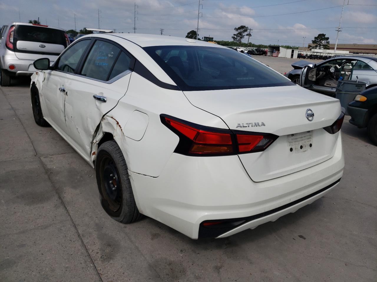 Photo 3 from auction – 2020 NISSAN ALTIMA S with VIN 1N4BL4BV9LC219936