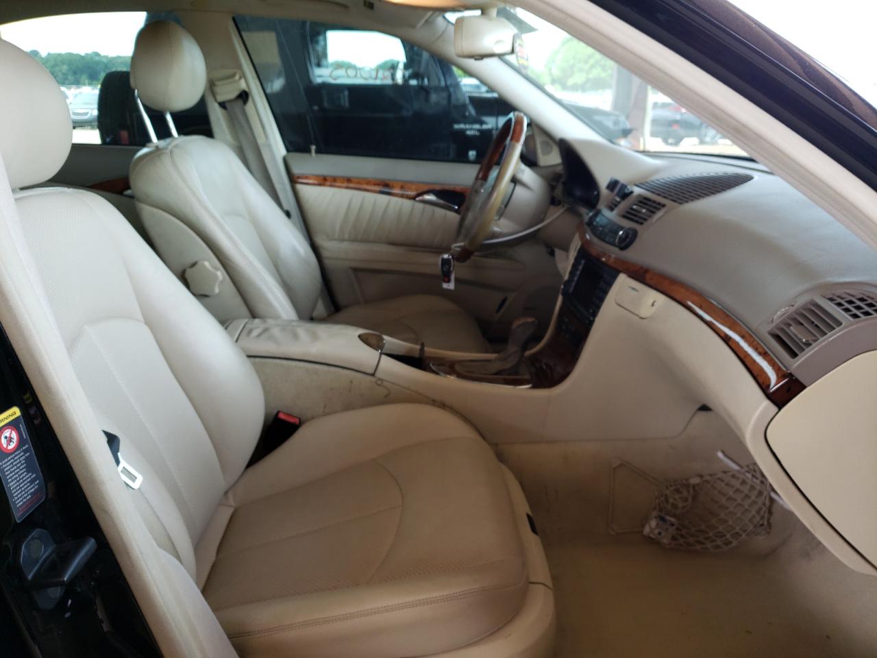 Photo 5 from auction – 2004 MERCEDES-BENZ E 320 with VIN WDBUF65J54A437575