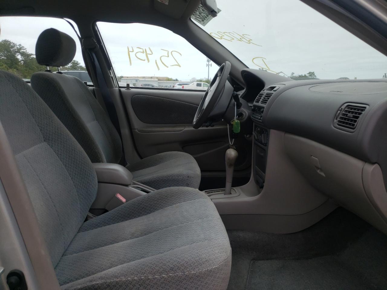 Photo 5 from auction – 2000 TOYOTA COROLLA VE with VIN 2T1BR12E7YC362230
