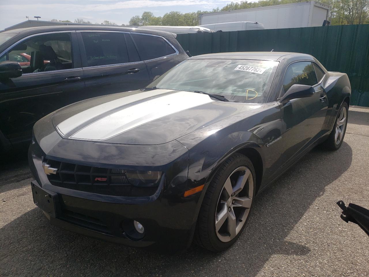 Photo 2 from auction – 2011 CHEVROLET CAMARO LT with VIN 2G1FG1ED8B9102803