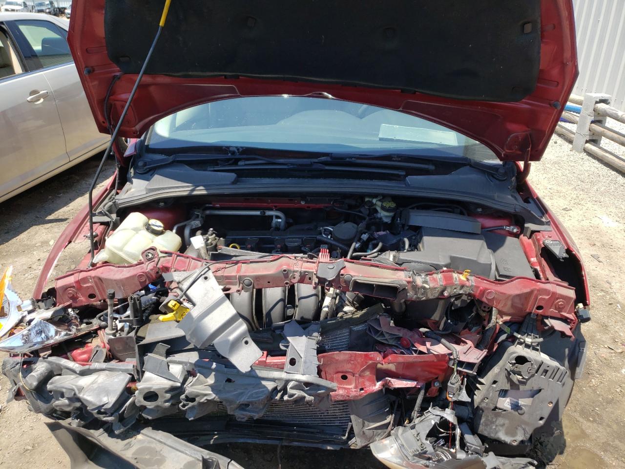 Photo 7 from auction – 2014 FORD FOCUS SE with VIN 1FADP3F22EL297968