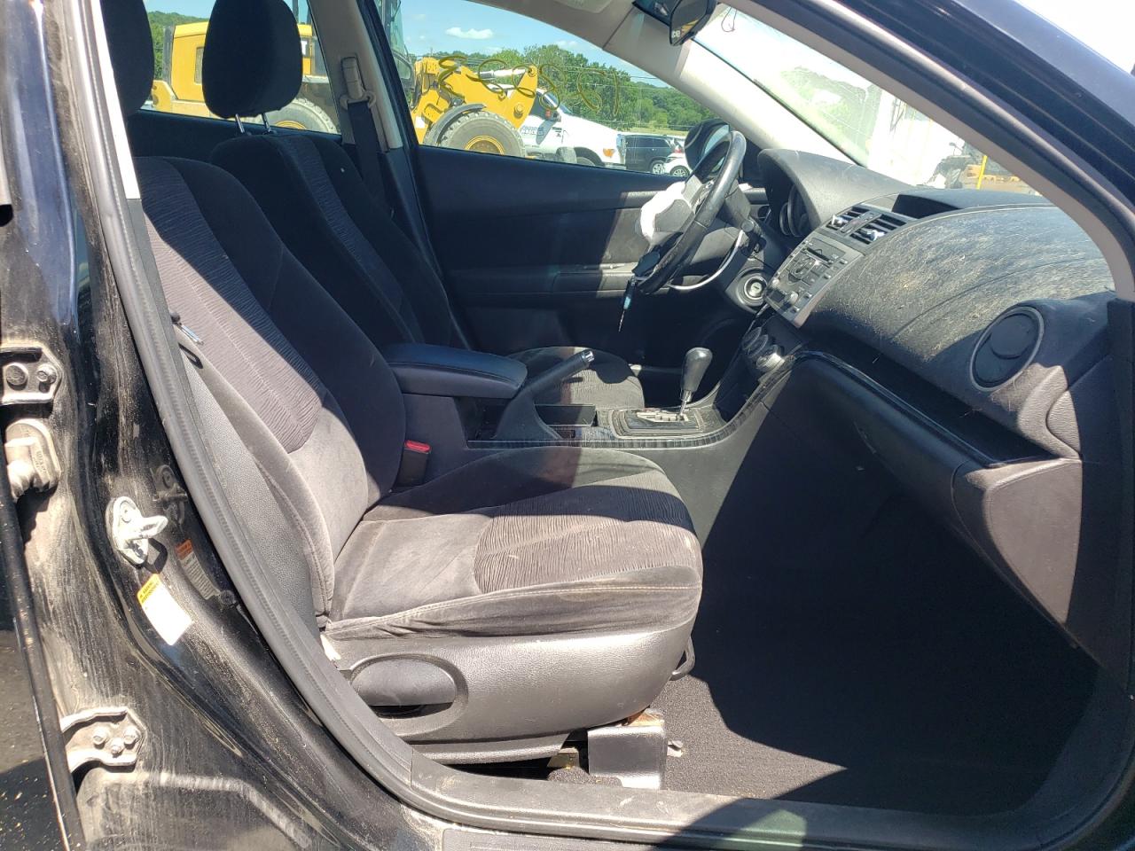 Photo 5 from auction – 2010 MAZDA 6 S with VIN 1YVHZ8CB5A5M39343