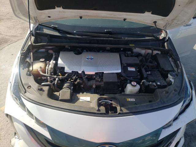 Photo 7 from auction – 2018 TOYOTA PRIUS PRIM with VIN JTDKARFP2J3080917