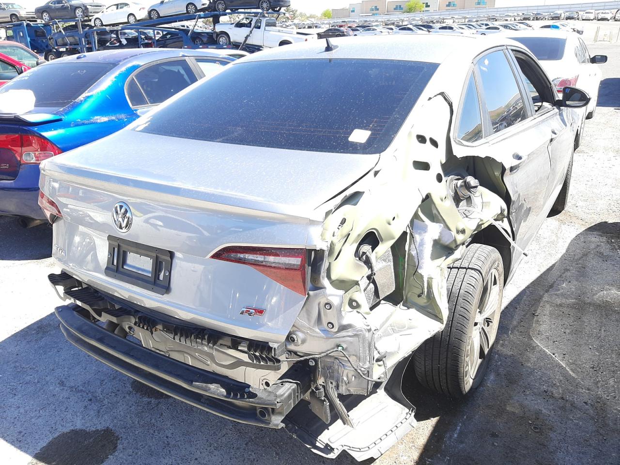 Photo 4 from auction – 2019 VOLKSWAGEN JETTA with VIN 3VWC57BU9KM266508