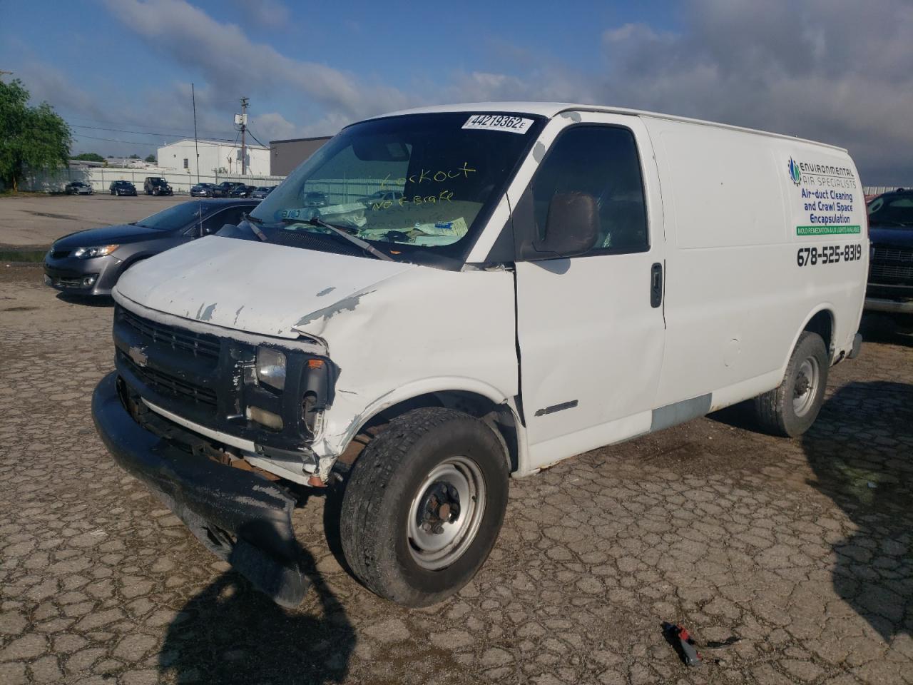 Photo 2 from auction – 2002 CHEVROLET EXPRESS G3 with VIN 1GCHG35R521185537