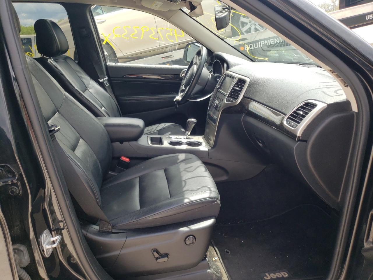 Photo 5 from auction – 2012 JEEP GRAND CHER with VIN 1C4RJFAGXCC268009