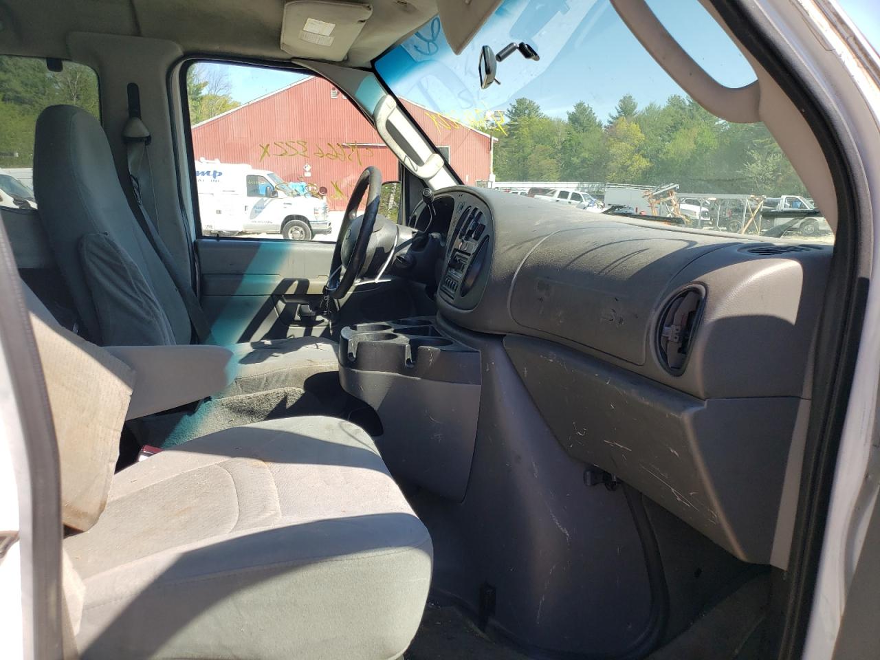 Photo 5 from auction – 2007 FORD ECONOLINE with VIN 1FBSS31L67DB09860