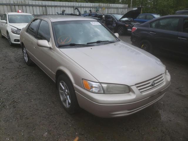 TOYOTA CAMRY CE 1998 with VIN 4T1BG22K6WU201803 - Photo from auction