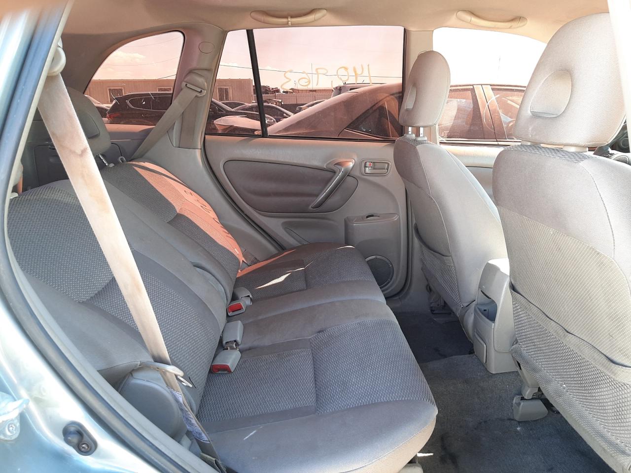 Photo 6 from auction – 2004 TOYOTA RAV4 with VIN JTEGD20V140023427