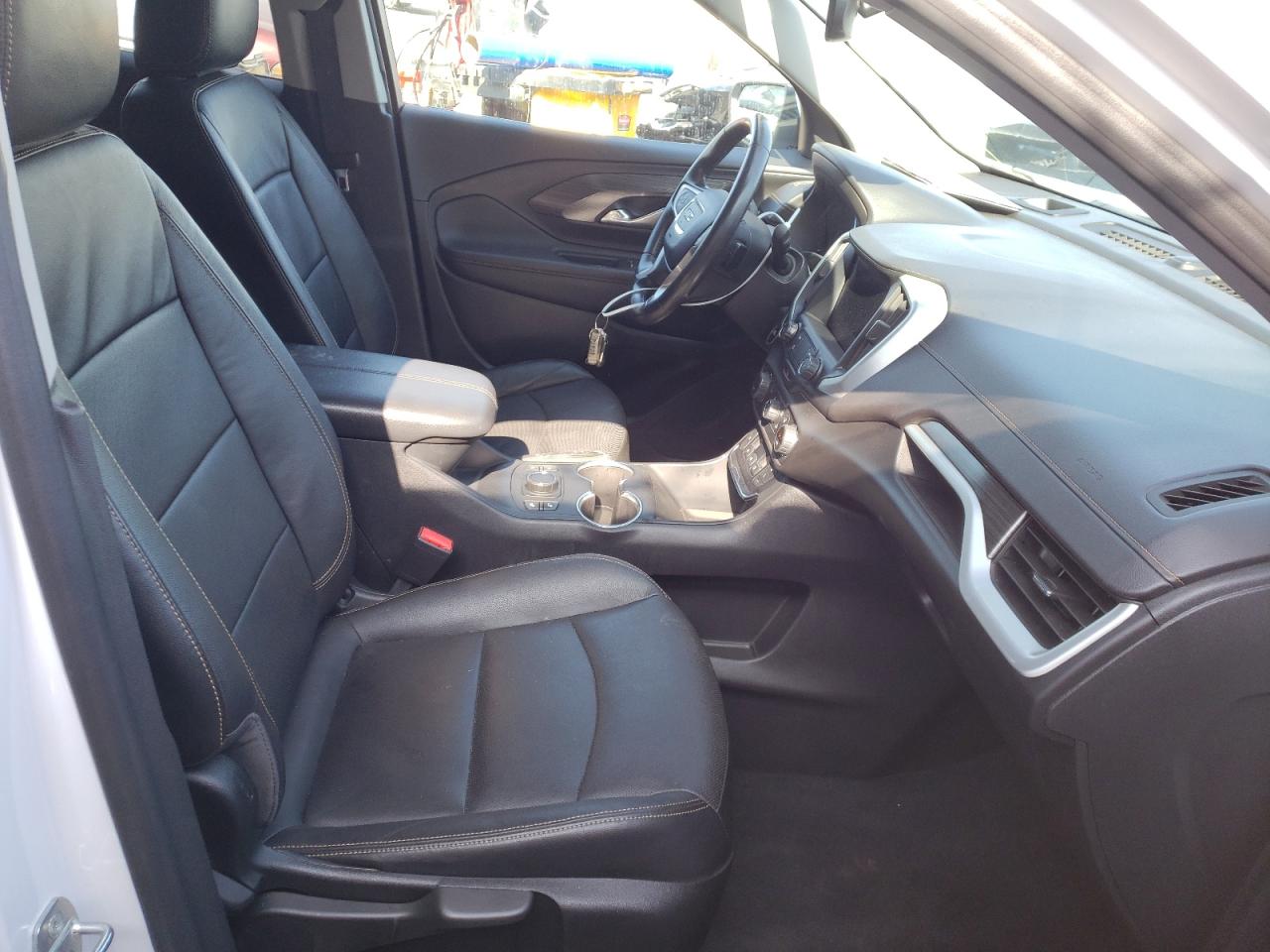 Photo 5 from auction – 2020 GMC TERRAIN SL with VIN 3GKALPEV4LL235084