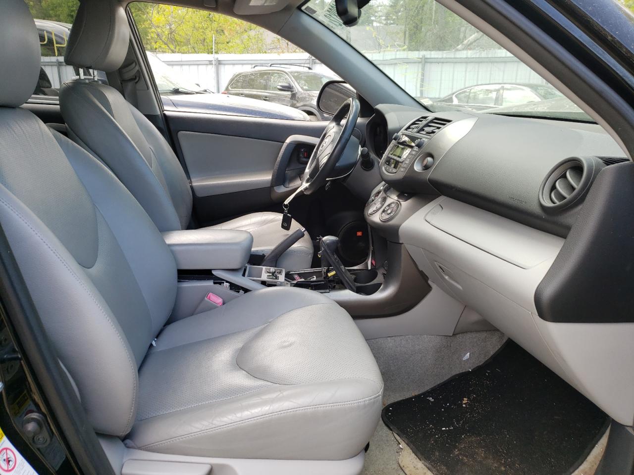 Photo 5 from auction – 2010 TOYOTA RAV4 LIMIT with VIN JTMDK4DV7A5091801