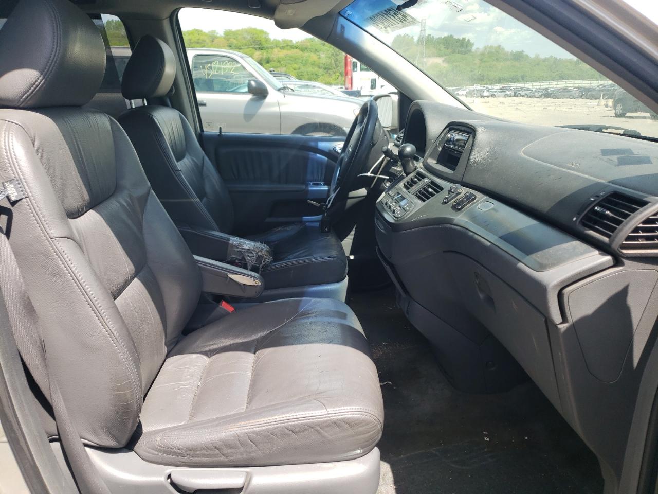 Photo 19 from auction – 2005 HONDA ODYSSEY EX with VIN 5FNRL38665B425367