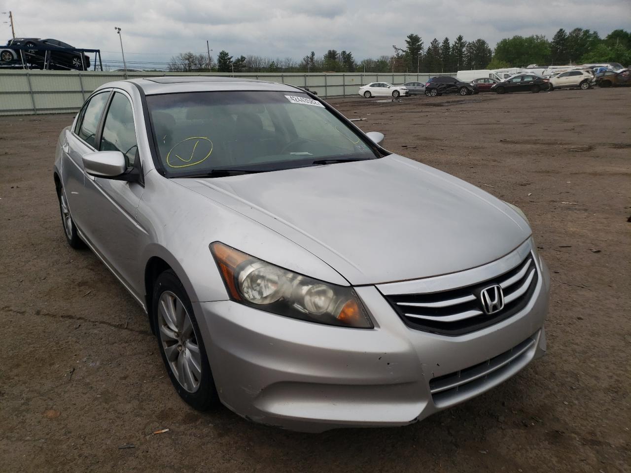HONDA ACCORD 2011 with VIN 1HGCP2F80BA039297 - Photo from auction