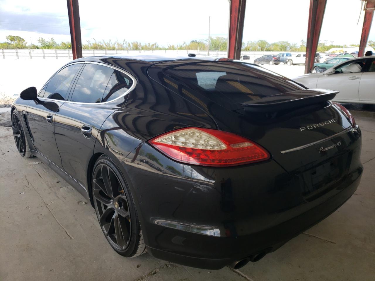 Photo 3 from auction – 2010 PORSCHE PANAMERA S with VIN WP0AB2A77AL062954