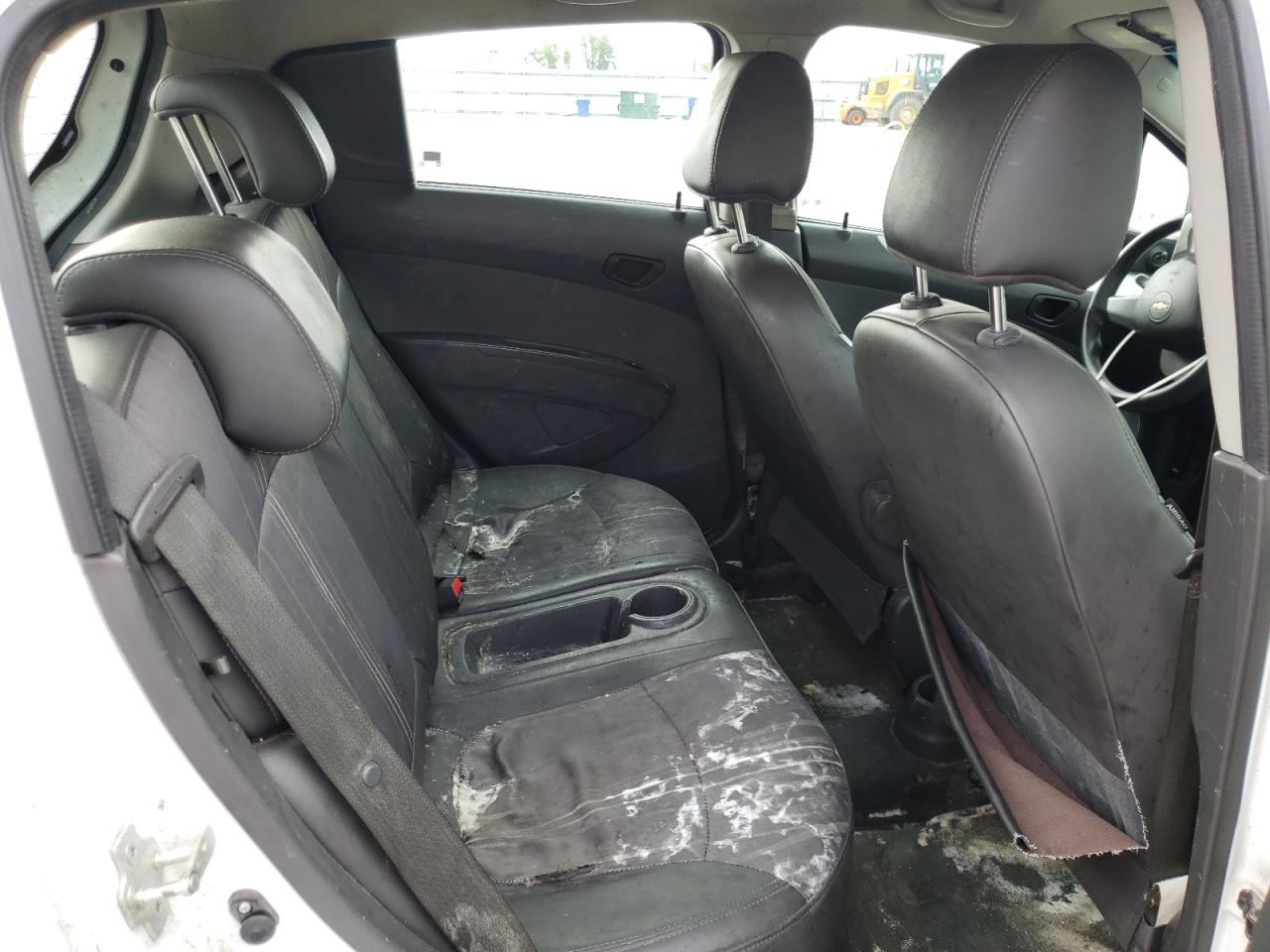Photo 6 from auction – 2014 CHEVROLET SPARK LS with VIN KL8CB6S9XEC466491