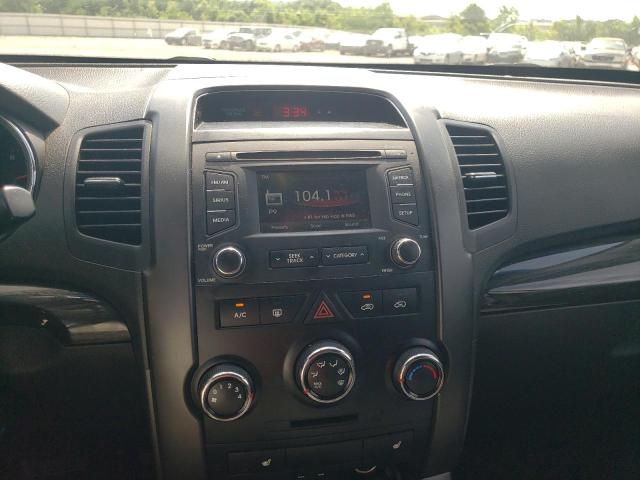 Photo 9 from auction – 2013 KIA SORENTO LX with VIN 5XYKT3A64DG349523