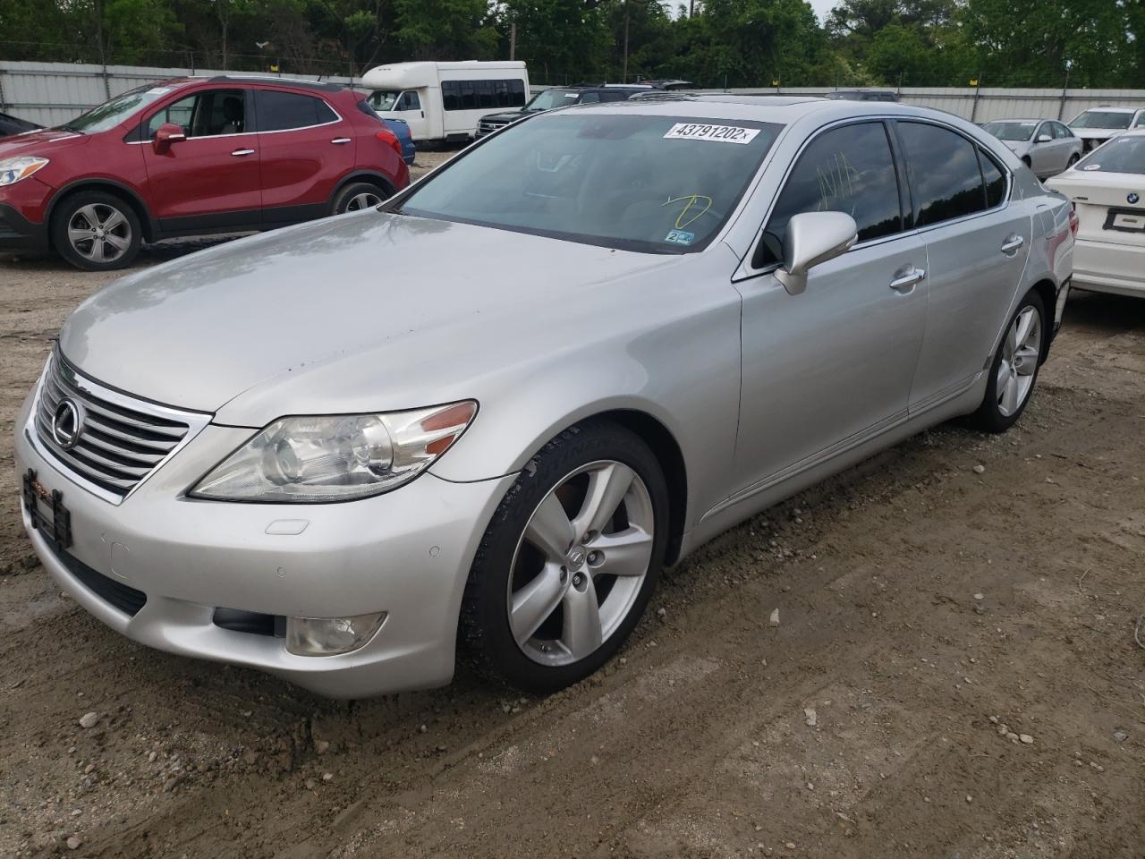 Photo 2 from auction – 2010 LEXUS LS 460 with VIN JTHBL5EF7A5098702