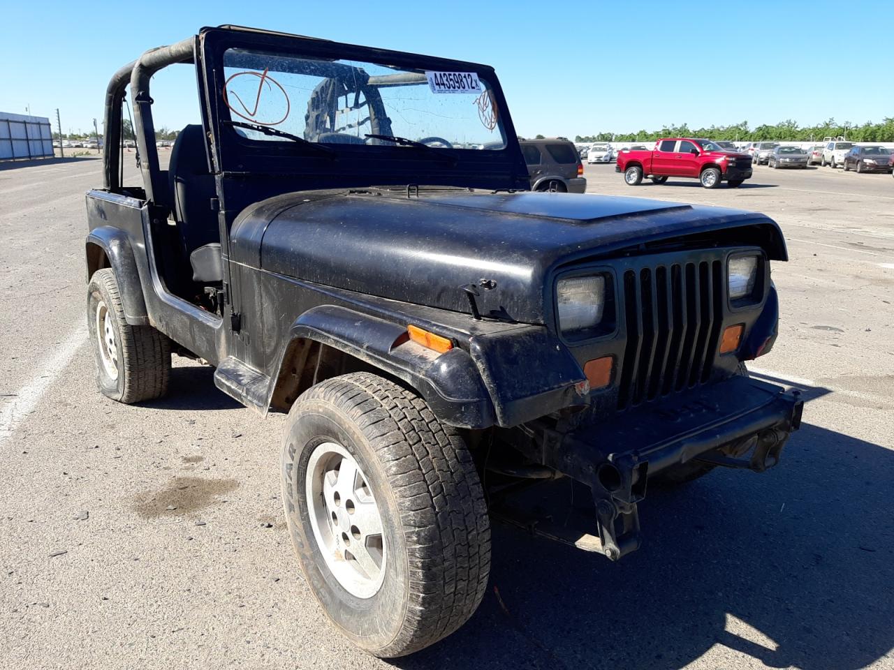 JEEP WRANGLER / 1995 with VIN 1J4FY19P2SP211035 - Photo from auction