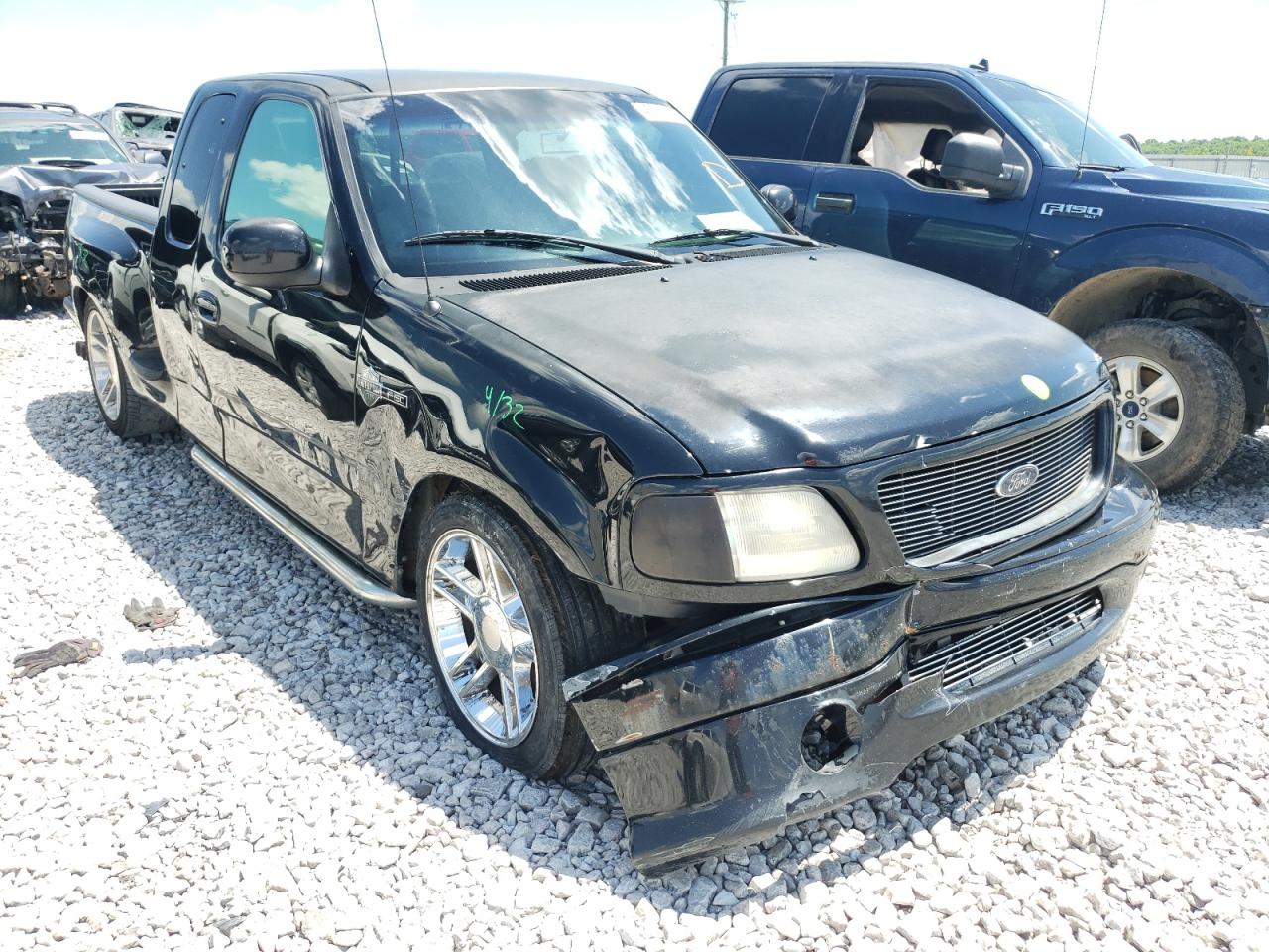 FORD F150 2000 with VIN 2FTRX07L9YCA92846 - Photo from auction