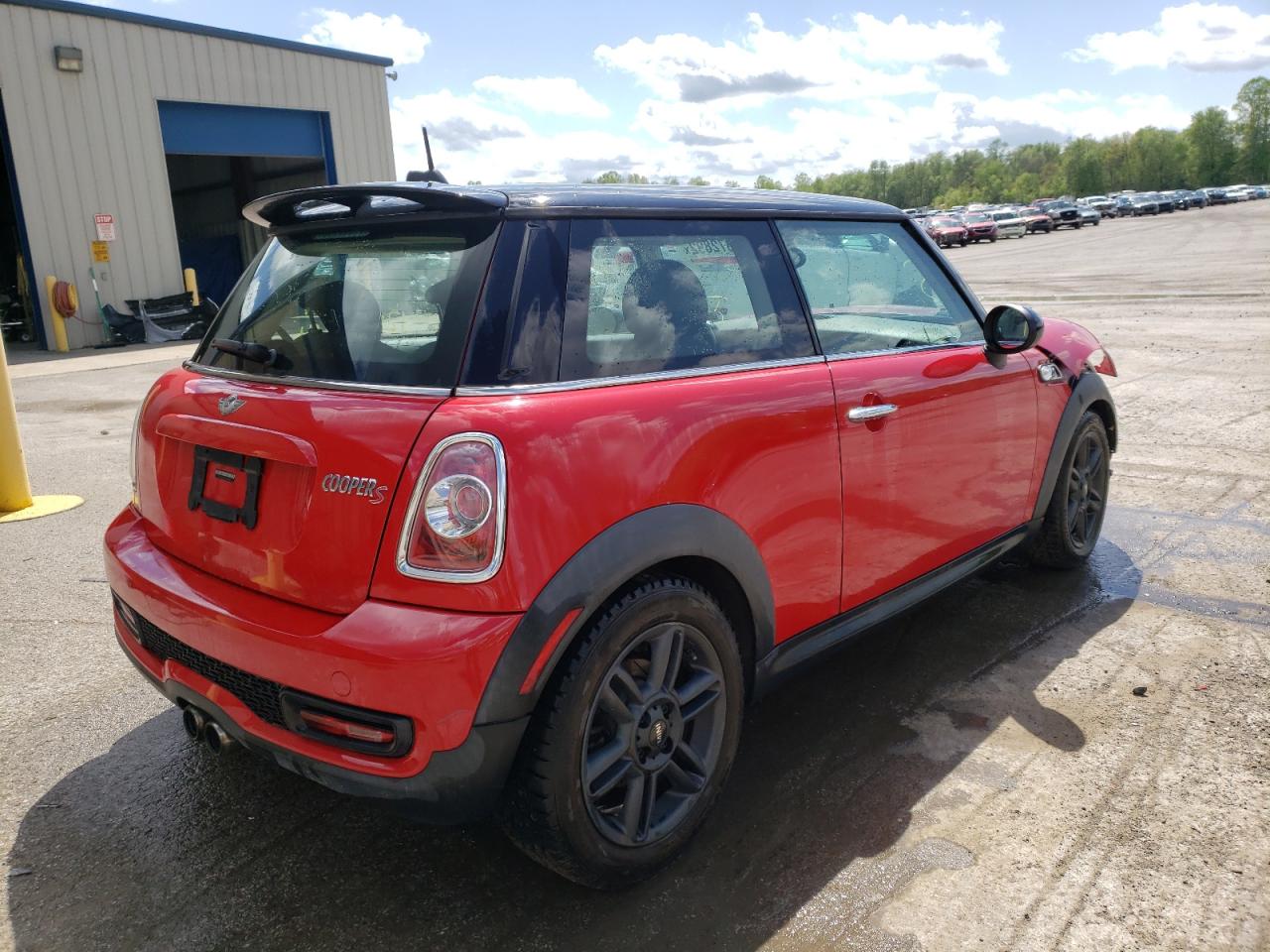 Photo 4 from auction – 2011 MINI COOPER S with VIN WMWSV3C53BTY23782