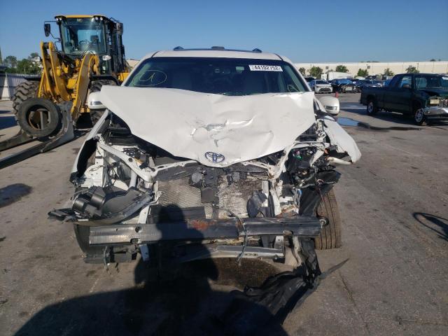 Photo 9 from auction – 2014 TOYOTA SIENNA XLE with VIN 5TDYK3DCXES508838