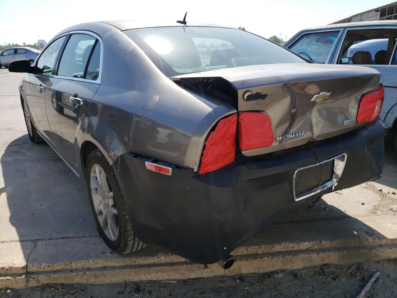 Photo 3 from auction – 2010 CHEVROLET MALIBU LTZ with VIN 1G1ZE5E09A4126472