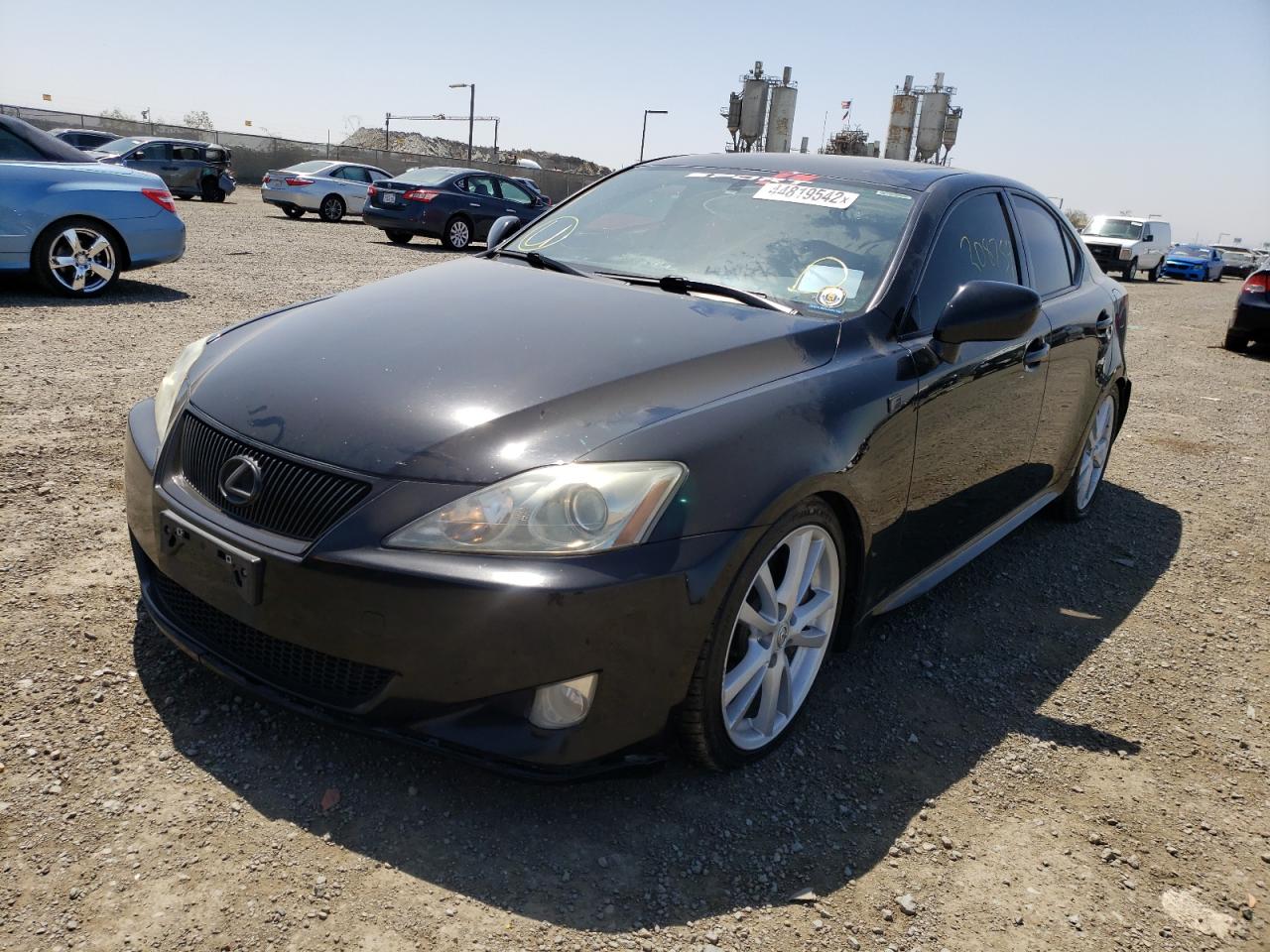Photo 2 from auction – 2007 LEXUS IS 350 with VIN JTHBE262X75012960