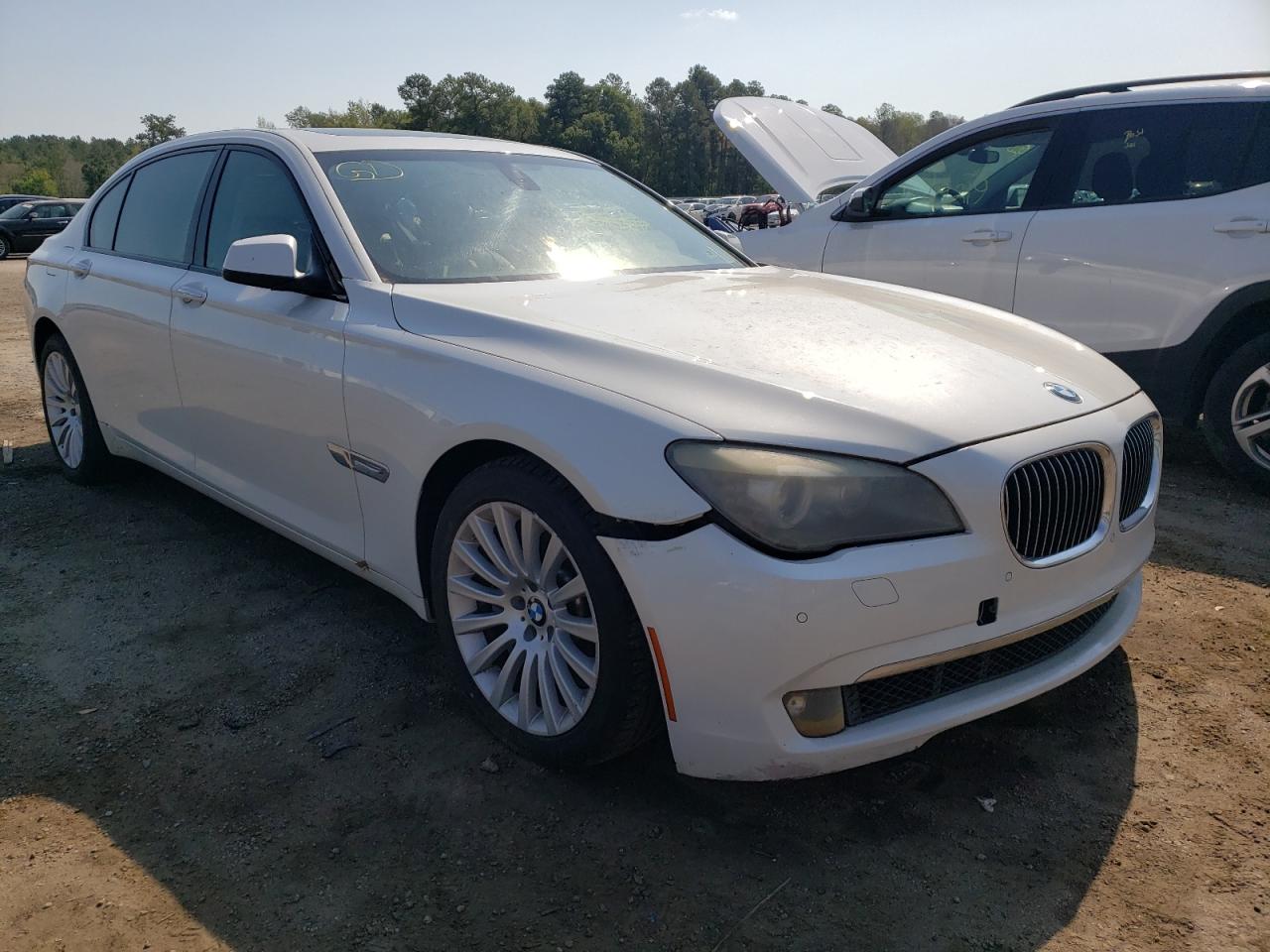 Photo 9 from auction – 2010 BMW 750 LI with VIN WBAKB8C55ACY62815