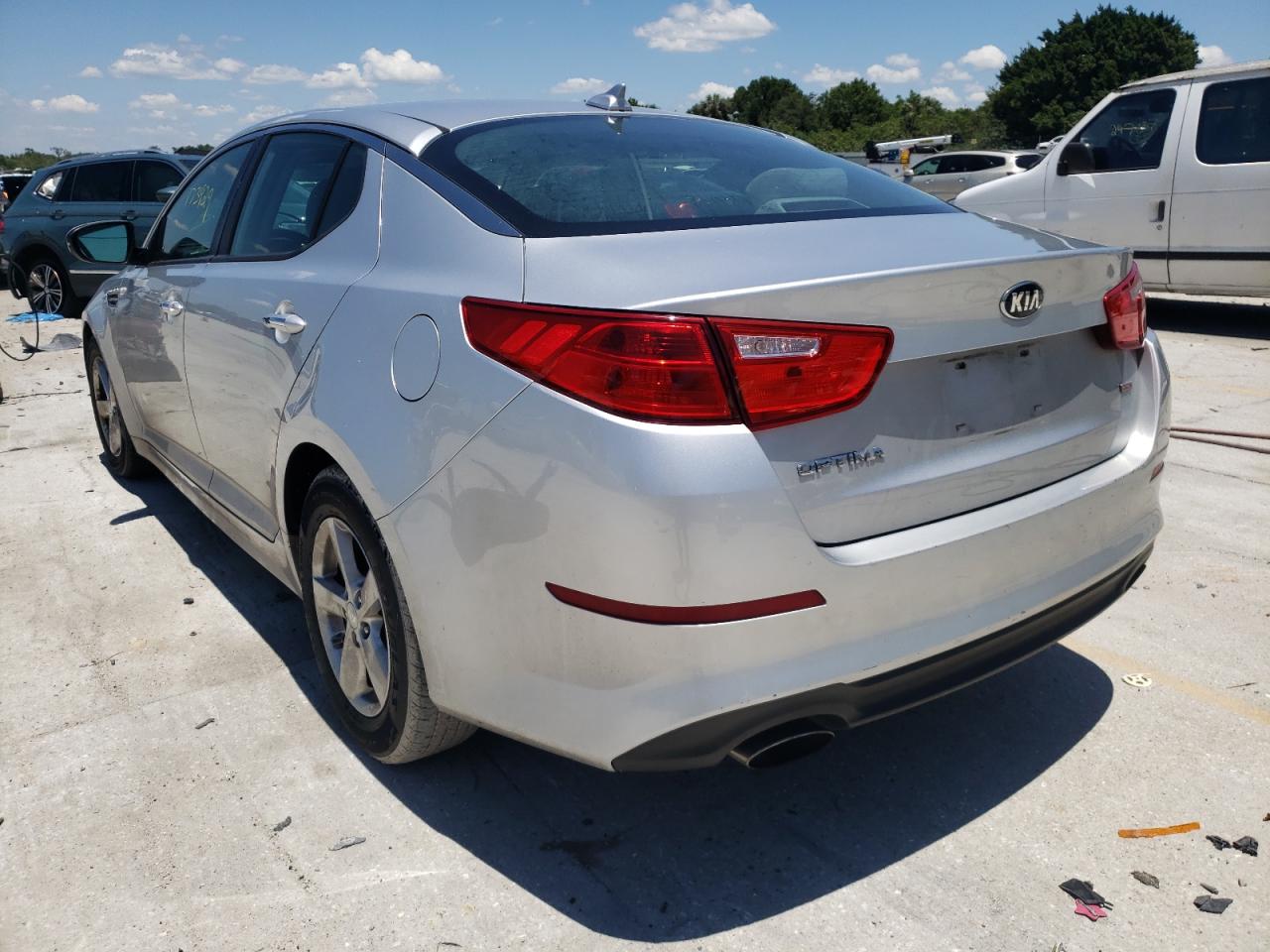 Photo 3 from auction – 2015 KIA OPTIMA LX with VIN 5XXGM4A77FG486836