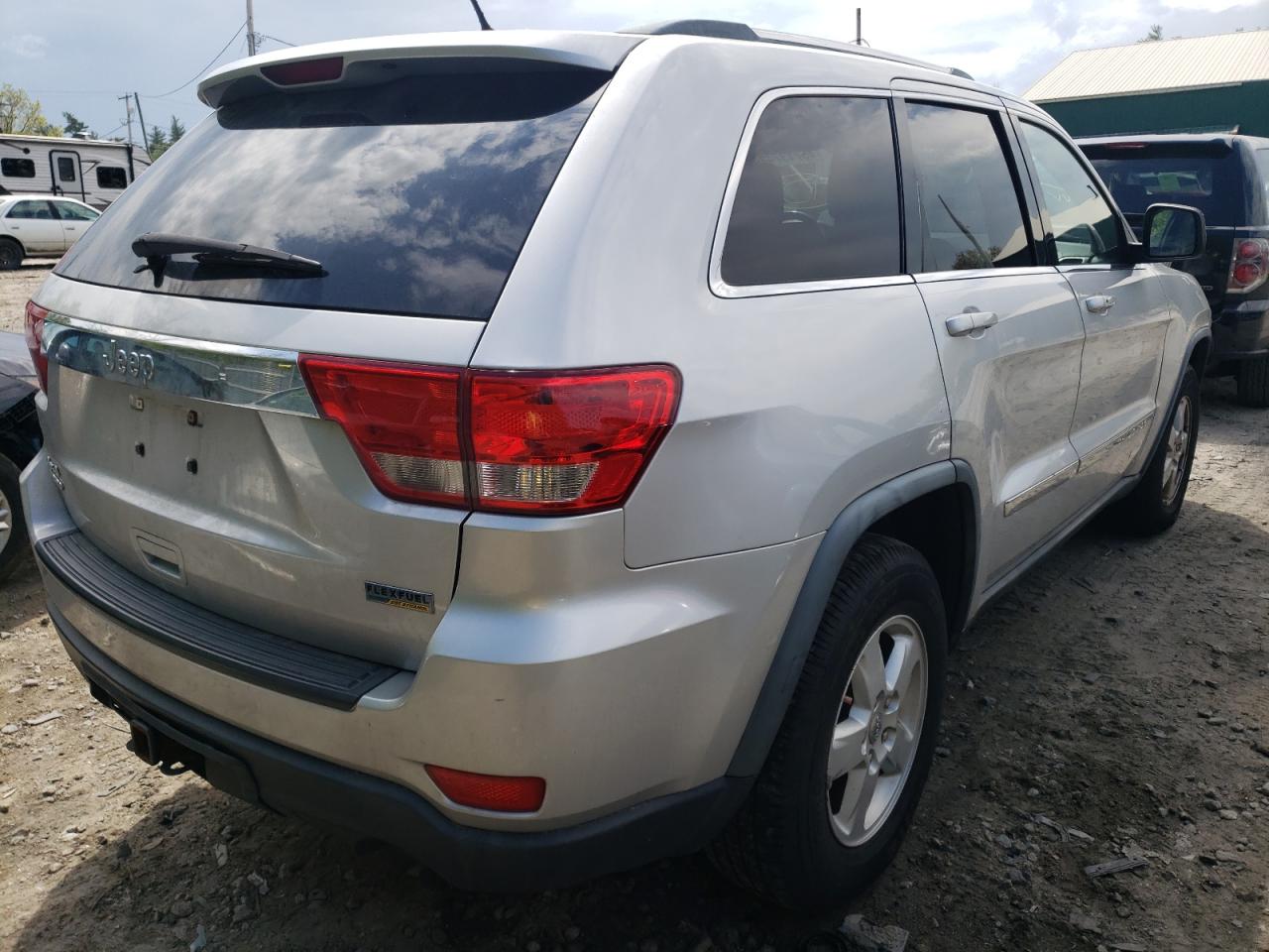 Photo 4 from auction – 2011 JEEP GRAND CHER with VIN 1J4RR4GG1BC566526