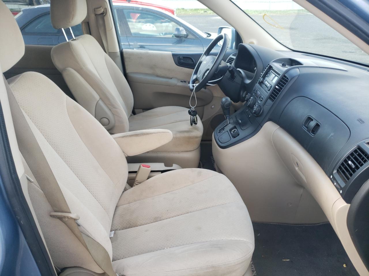 Photo 5 from auction – 2008 HYUNDAI ENTOURAGE with VIN KNDMC233586051609