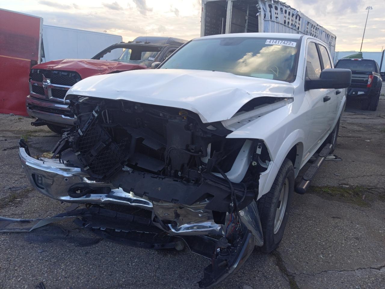 Photo 17 from auction – 2016 RAM 1500 SLT with VIN 1C6RR7LG8GS304276