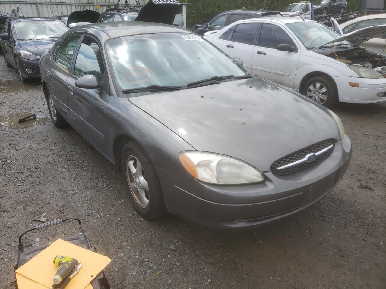 FORD TAURUS SES 2002 with VIN 1FAFP55U12G206703 - Photo from auction