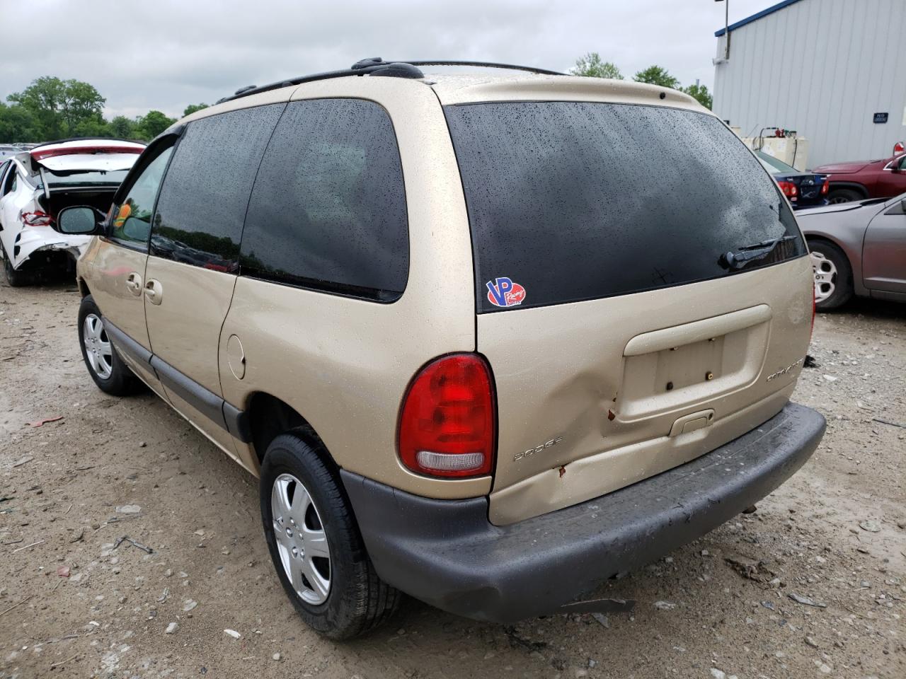 Photo 3 from auction – 1999 DODGE CARAVAN SE with VIN 1B4GP45G5XB896640