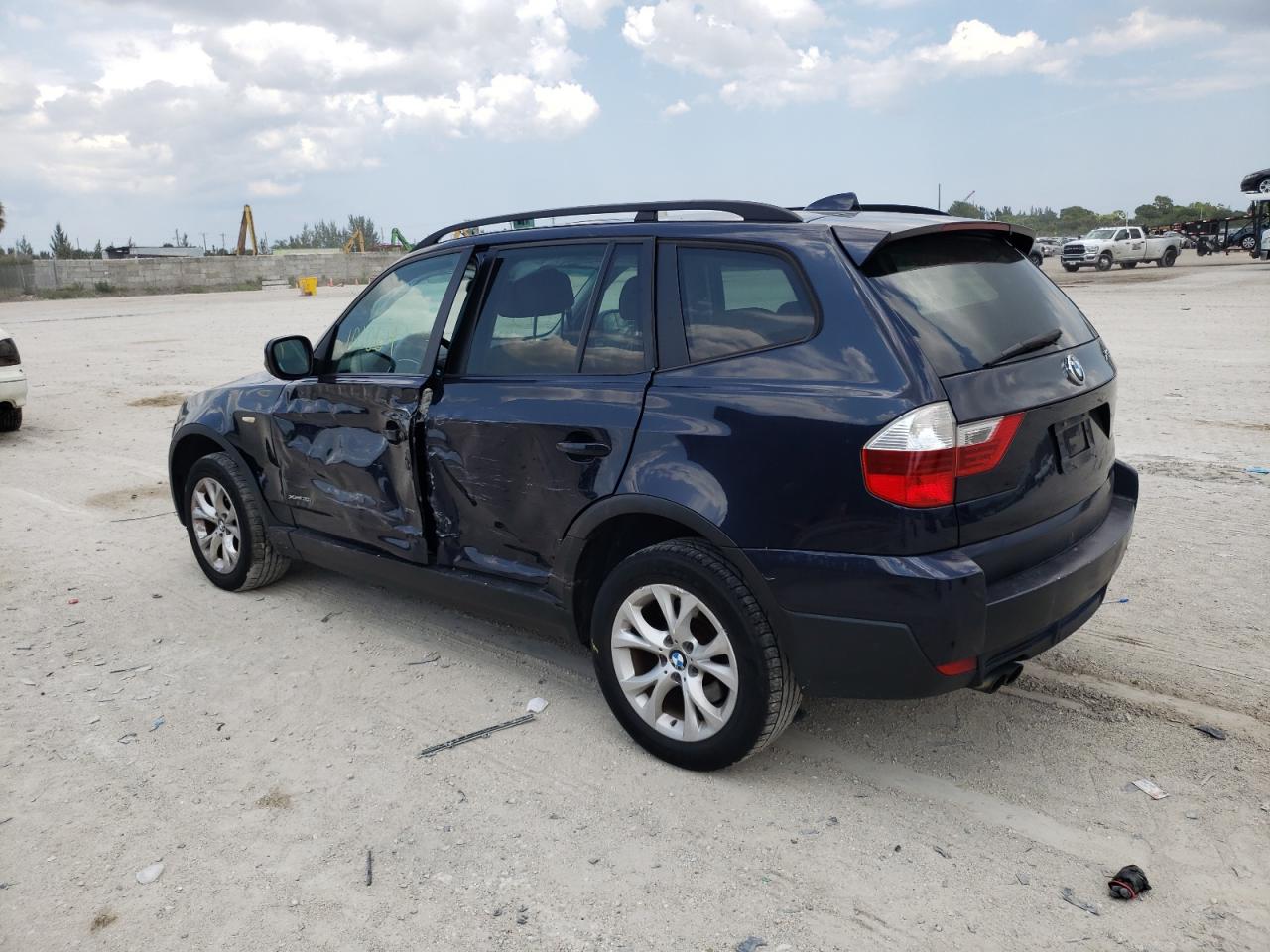 Photo 3 from auction – 2010 BMW X3 XDRIVE3 with VIN WBXPC9C43AWJ35158