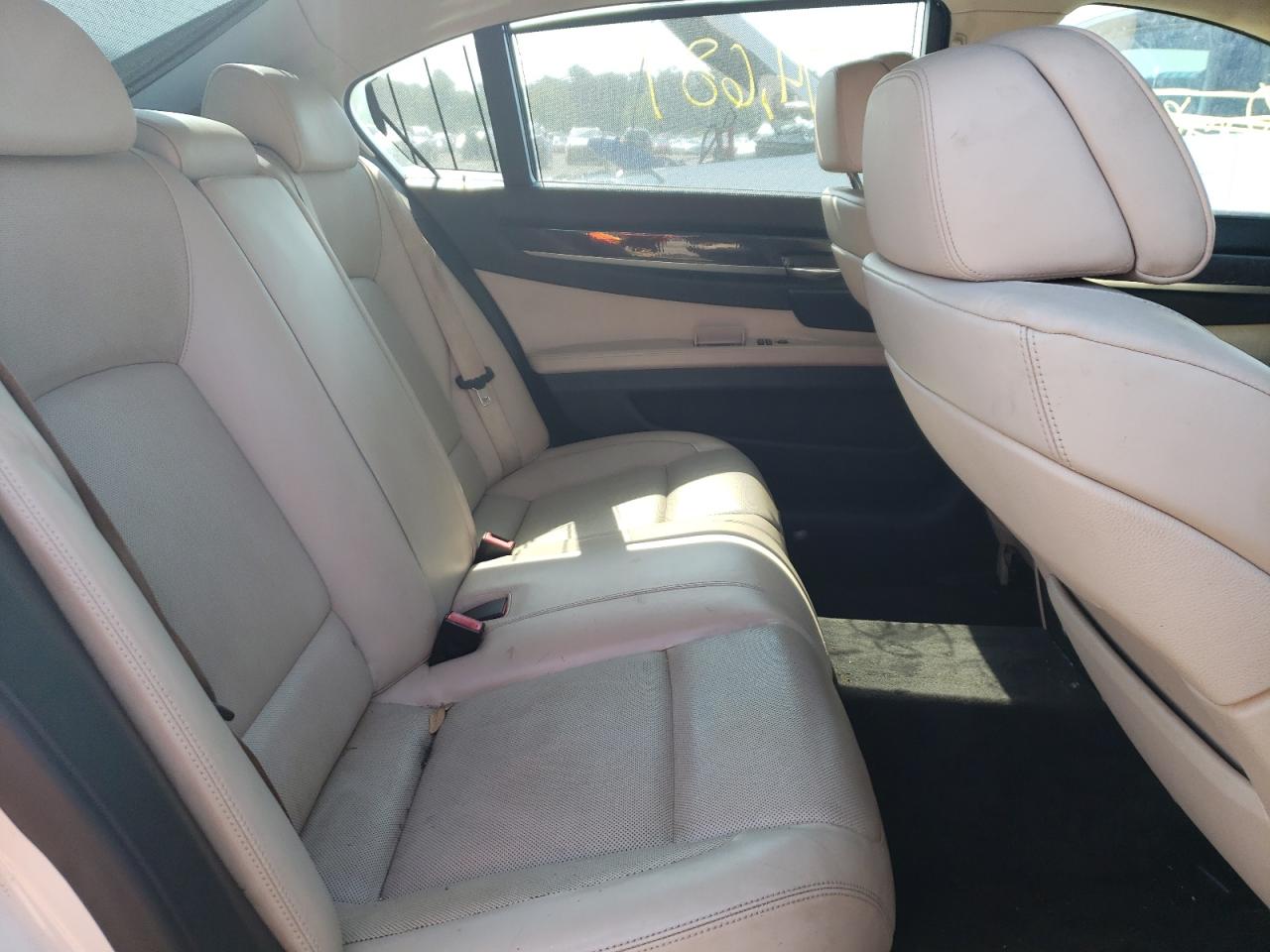 Photo 6 from auction – 2010 BMW 750 LI with VIN WBAKB8C55ACY62815