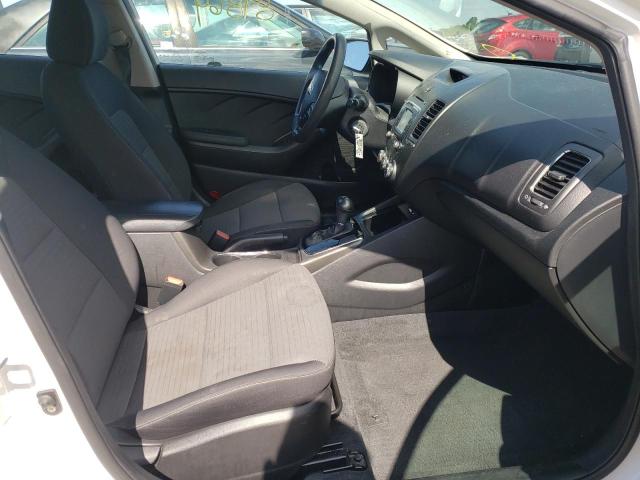 Photo 5 from auction – 2018 KIA FORTE LX with VIN 3KPFL4A70JE169478