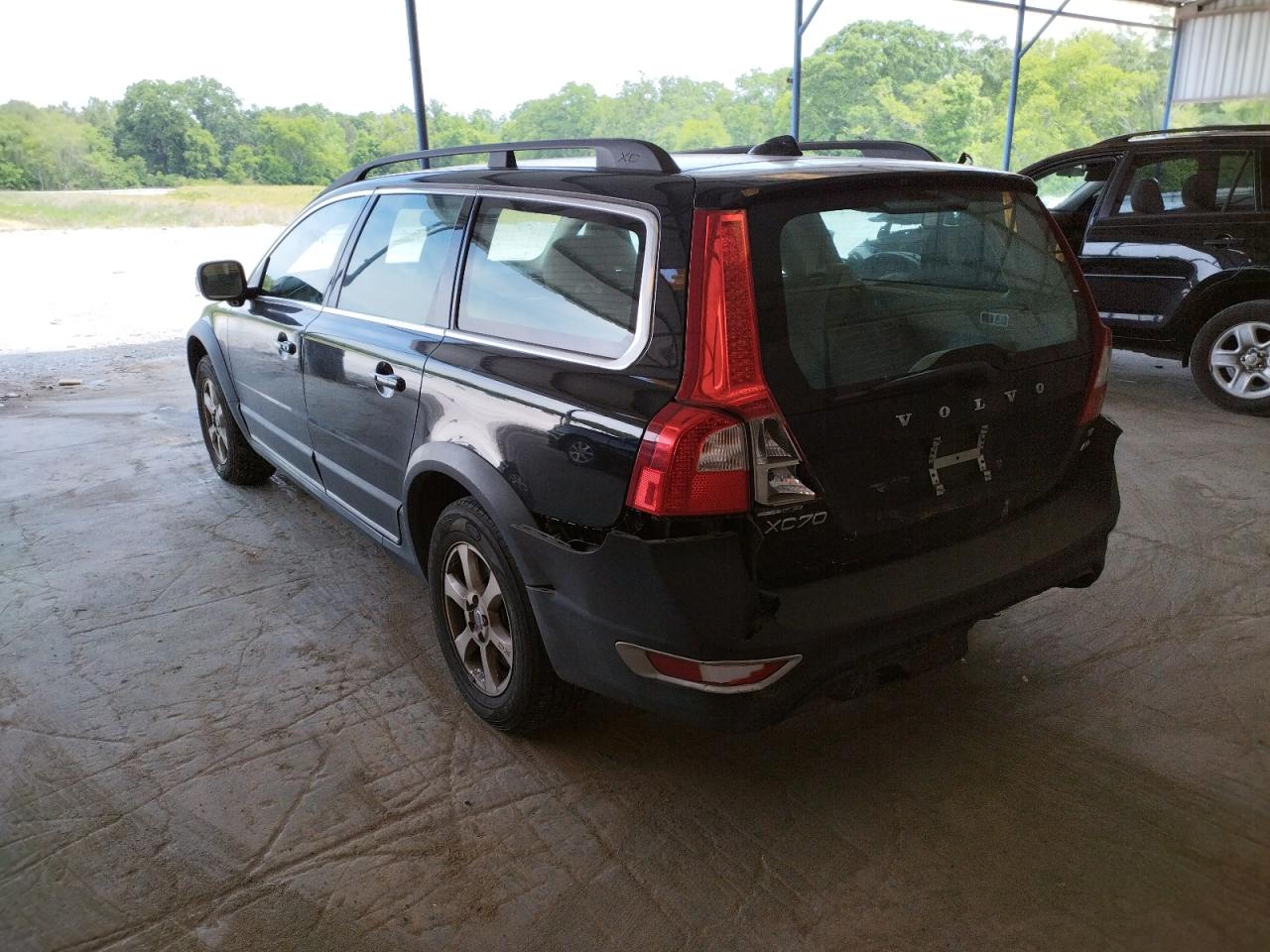 Photo 3 from auction – 2010 VOLVO XC70 3.2 with VIN YV4982BZ0A1090024