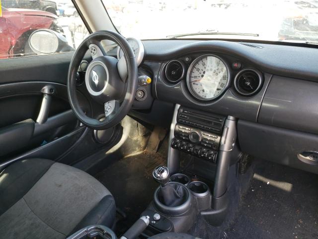 Photo 9 from auction – 2006 MINI COOPER with VIN WMWRC33506TK70583