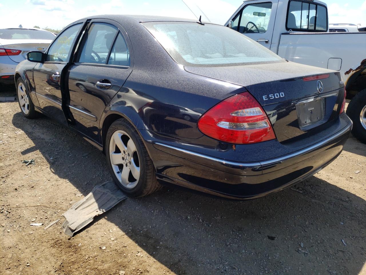 Photo 3 from auction – 2005 MERCEDES-BENZ E 500 4MAT with VIN WDBUF83J45X187002