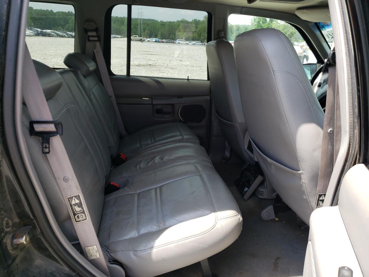 Photo 6 from auction – 2000 MERCURY MOUNTAINEE with VIN 4M2DU66PXYUJ21680
