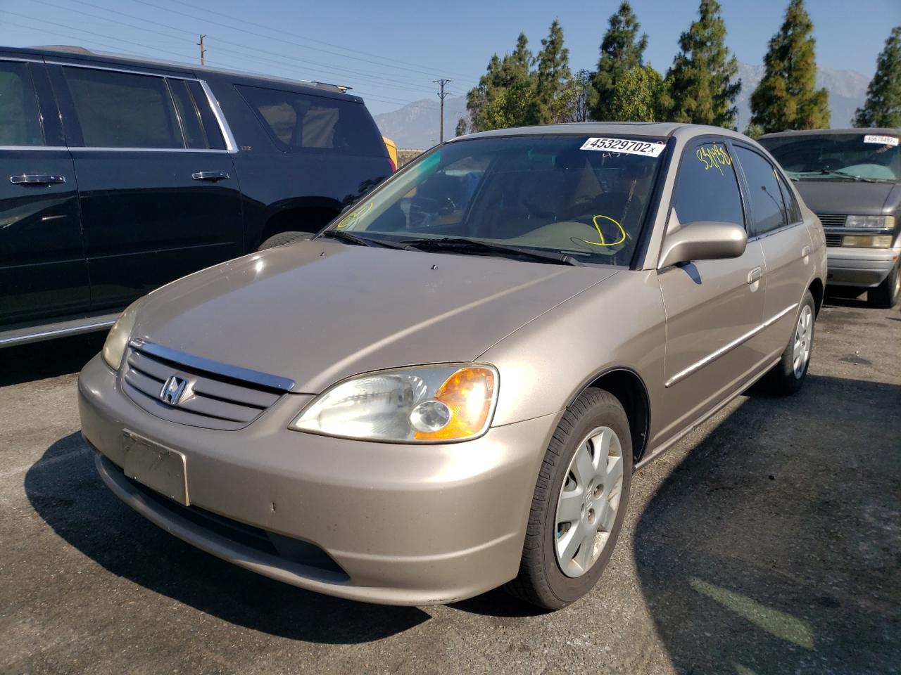 Photo 2 from auction – 2002 HONDA CIVIC EX with VIN 2HGES25742H570892