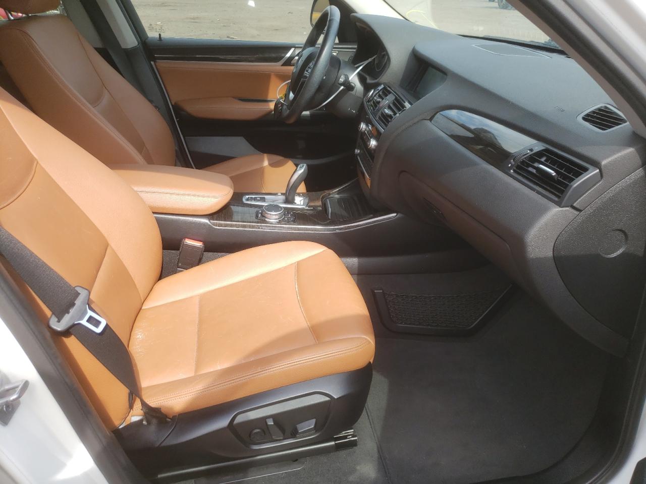 Photo 5 from auction – 2015 BMW X3 XDRIVE2 with VIN 5UXWX9C5XF0D58816
