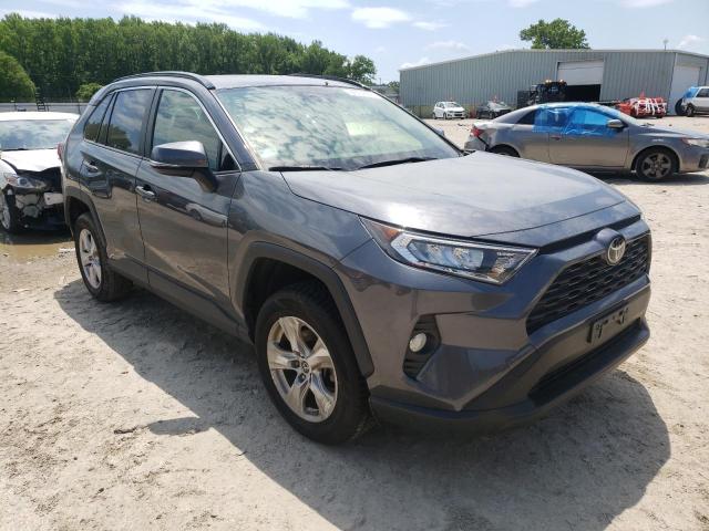 TOYOTA RAV4 XLE 2019 with VIN JTMP1RFV3KD007166 - Photo from auction