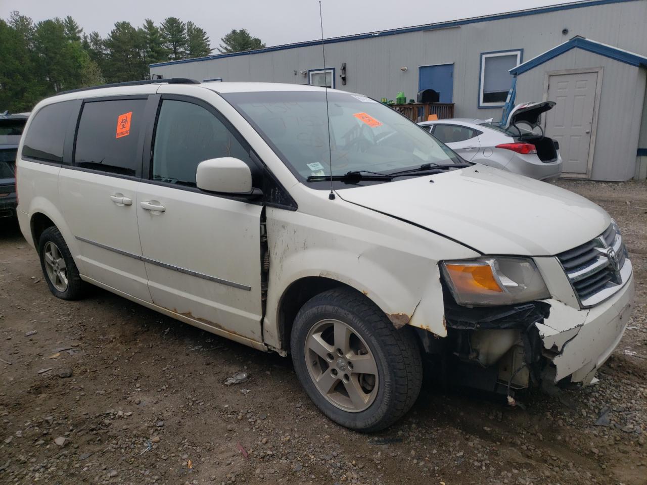 DODGE GRAND CARA 2010 with VIN 2D4RN5D17AR318006 - Photo from auction