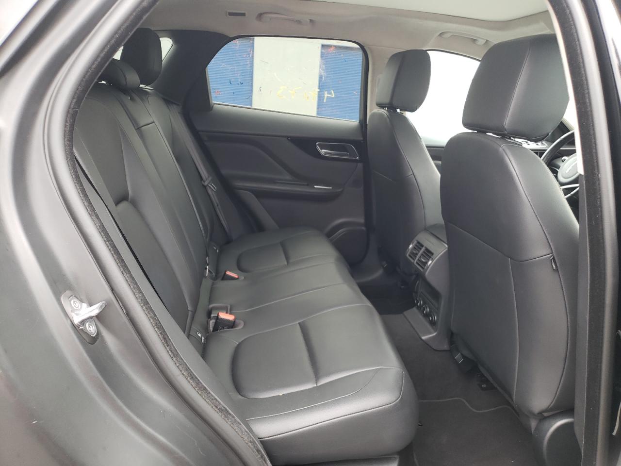 Photo 17 from auction – 2019 JAGUAR F-PACE with VIN SADCS2FX8KA605778