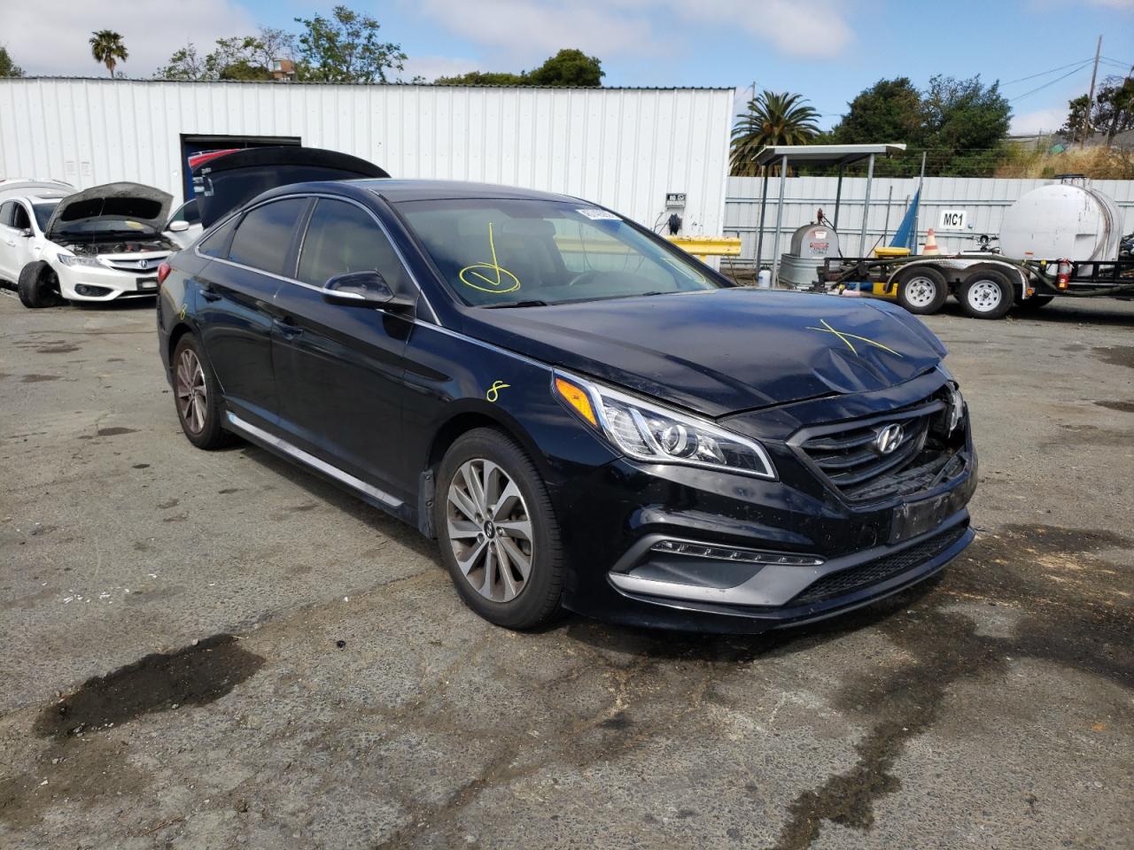HYUNDAI SONATA SPO 2015 with VIN 5NPE34AF6FH235571 - Photo from auction