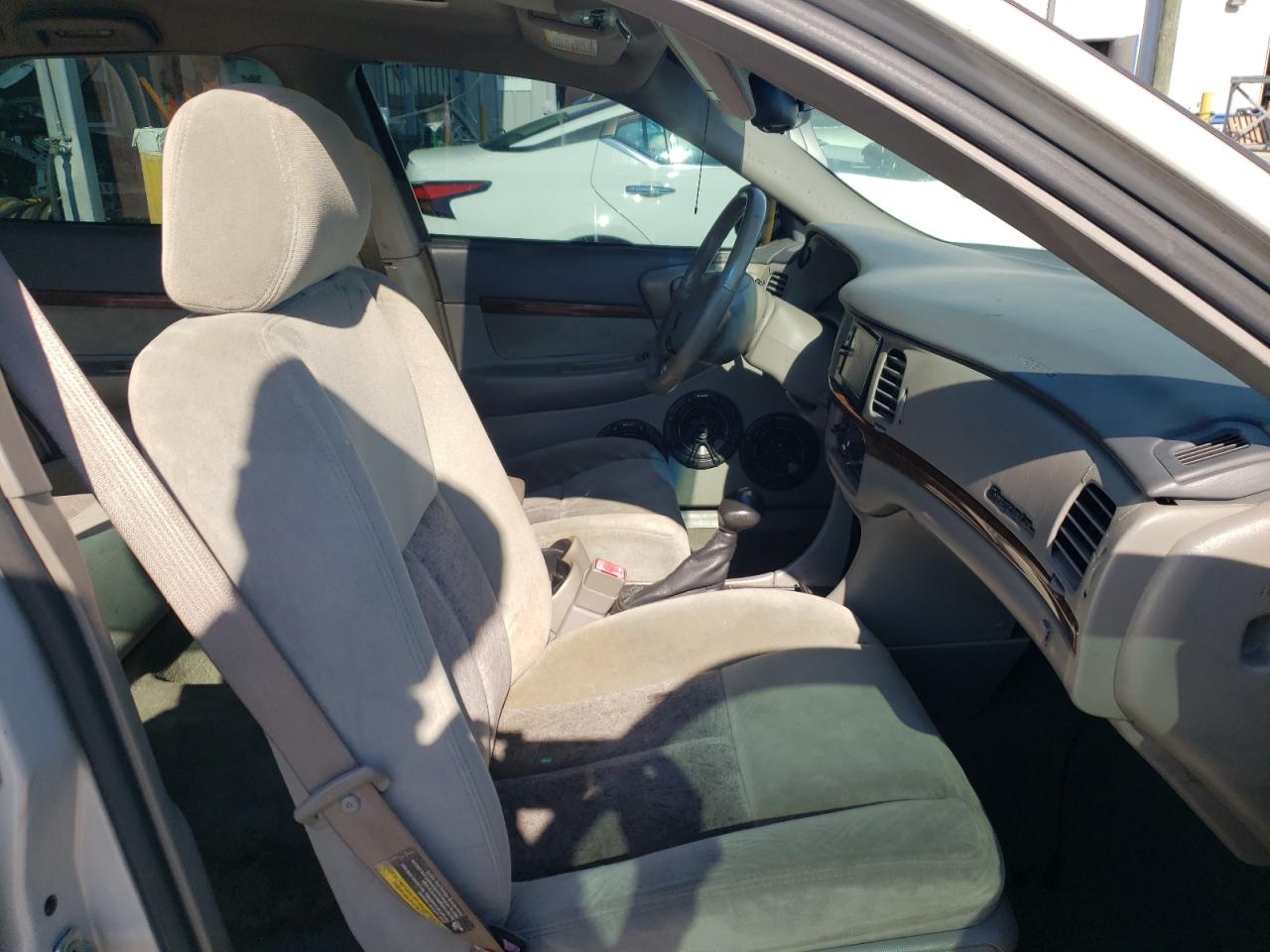Photo 5 from auction – 2004 CHEVROLET IMPALA LS with VIN 2G1WH52K049362140