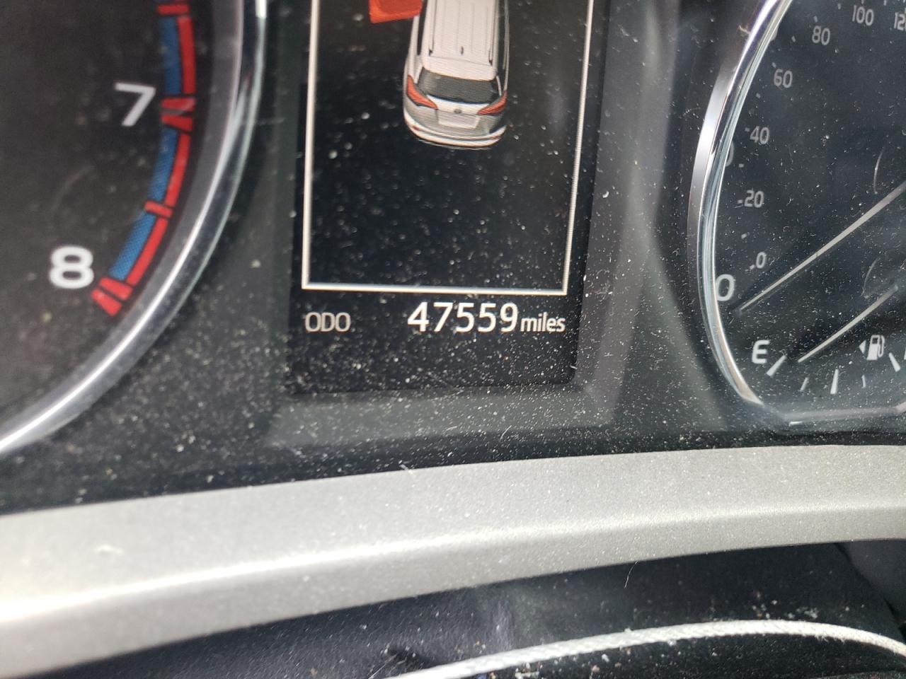 Photo 8 from auction – 2017 TOYOTA RAV4 LIMIT with VIN 2T3YFREV0HW374982