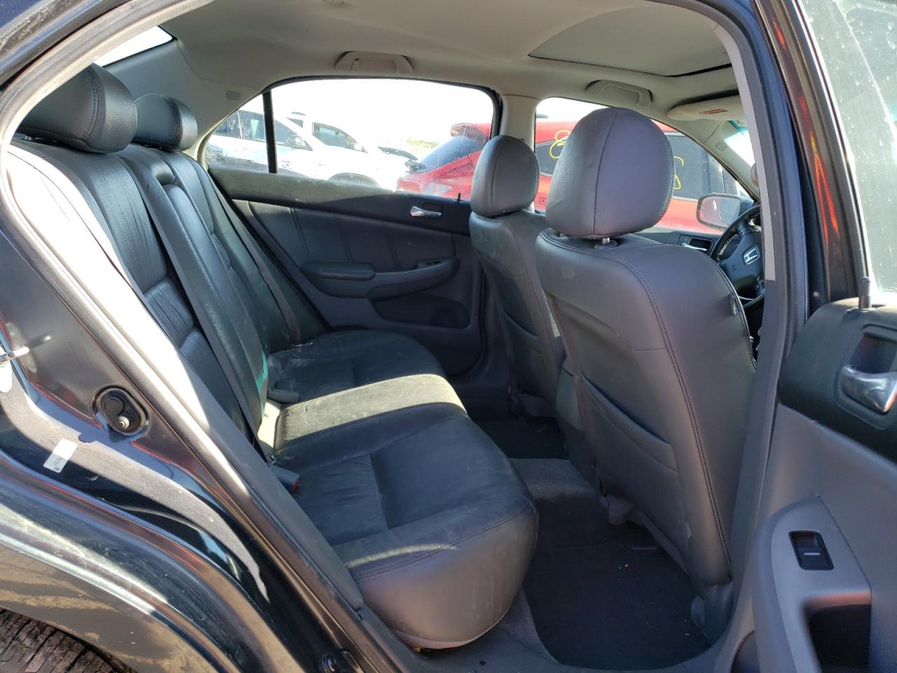 Photo 6 from auction – 2004 HONDA ACCORD EX with VIN 1HGCM66534A038167